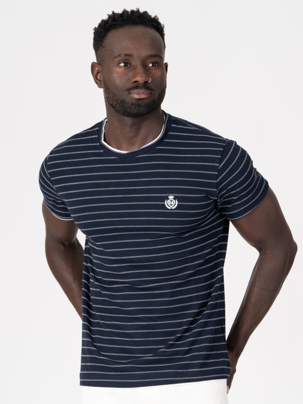 T-SHIRT SMK RISCAS BORDAD